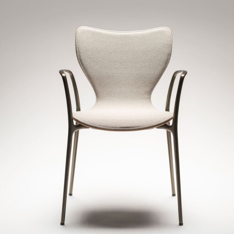 Chaise Gorka 30th | Akaba